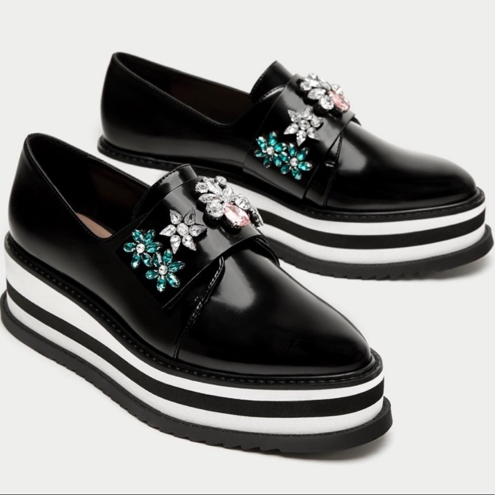 ZARA Trafaluc Derby Rhinestone Platform Loafer